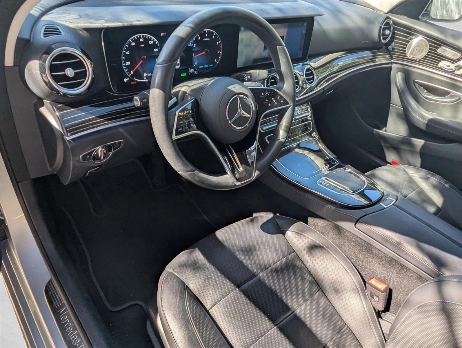 2023 Mercedes Benz E 450 4MATIC Sedan photo 4