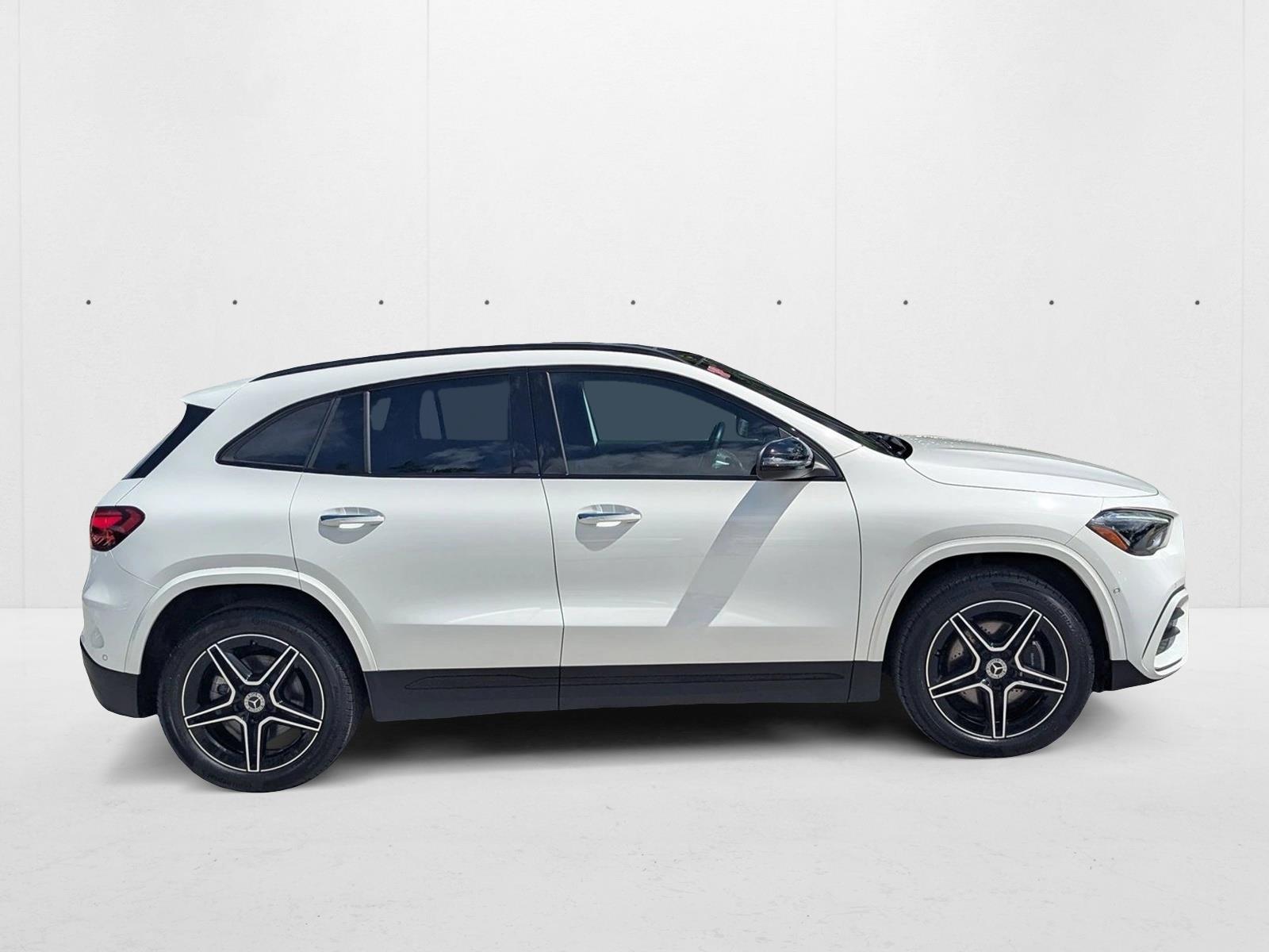 2025 Mercedes Benz GLA 250 photo 4
