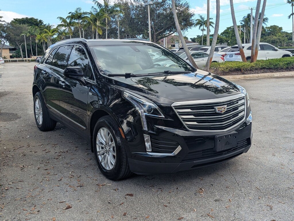 Used 2017 CADILLAC XT5 SUV