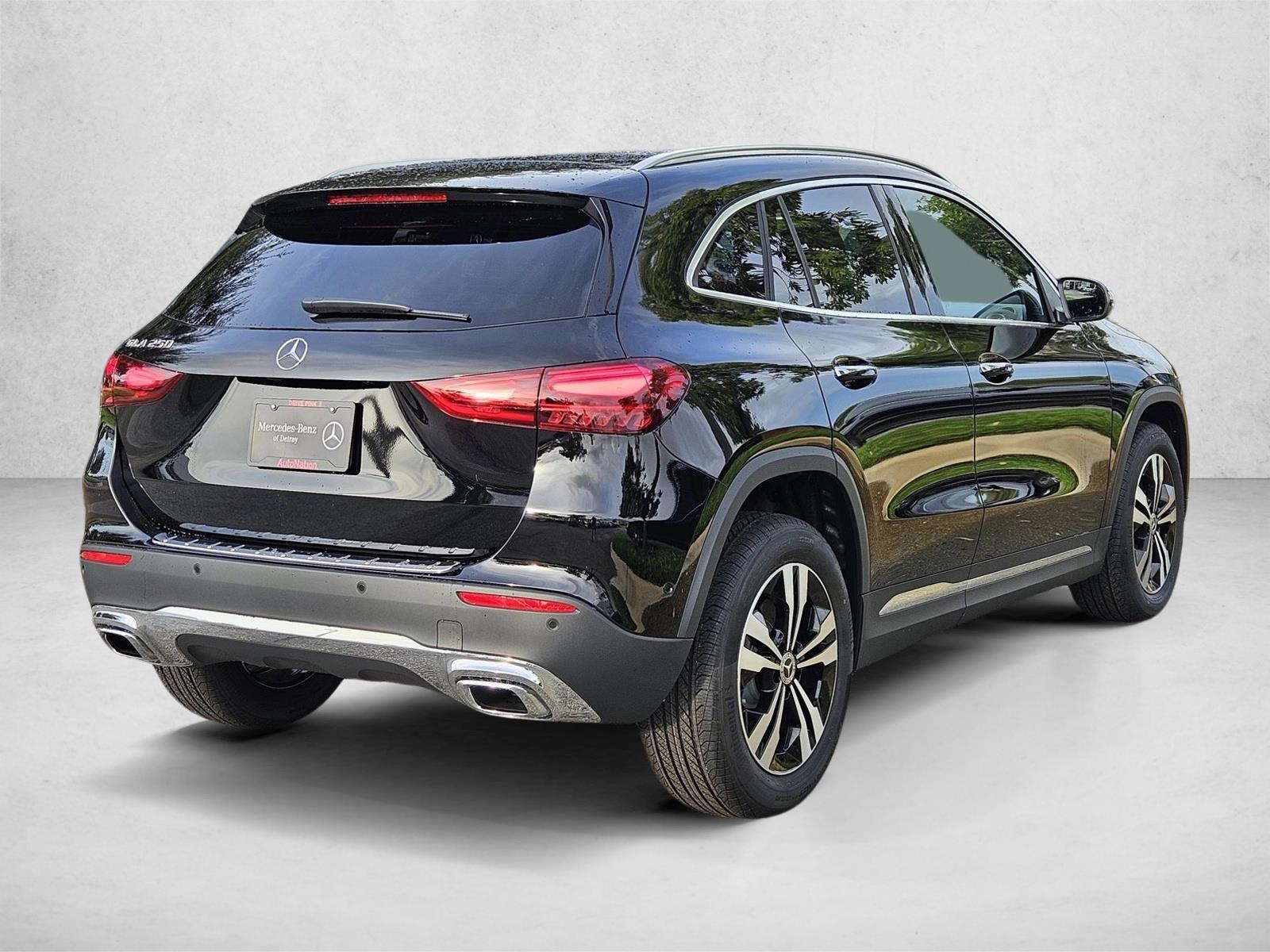 2025 Mercedes Benz GLA 250 photo 2