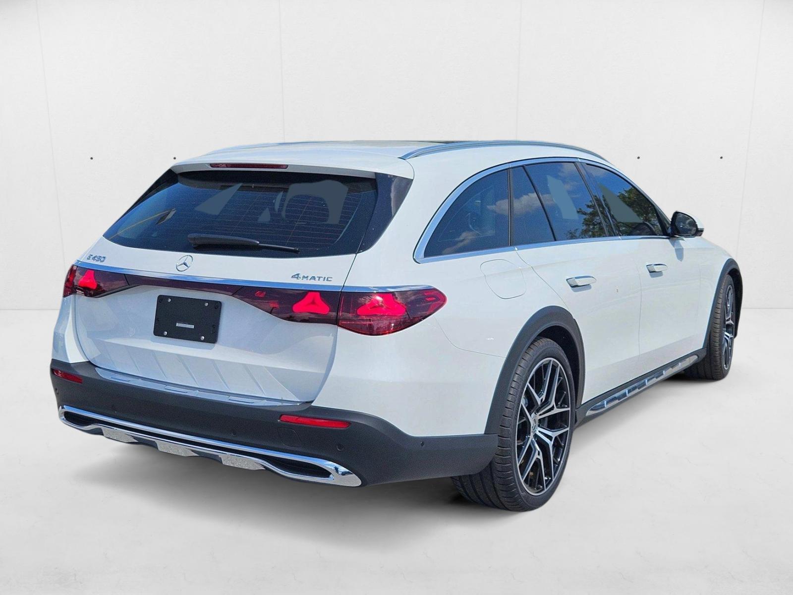 2025 Mercedes Benz E 450 4MATIC All-Terrain Wagon photo 2