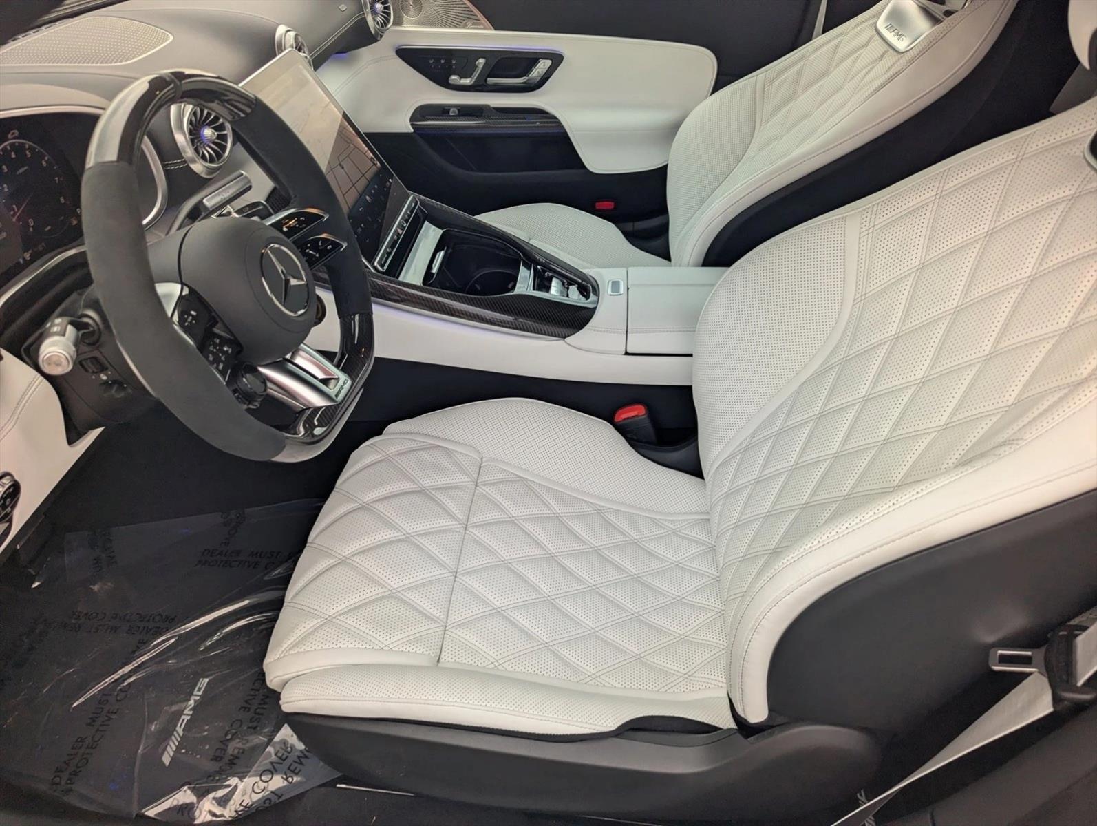 2026 Mercedes Benz SL AMG 43 photo 4