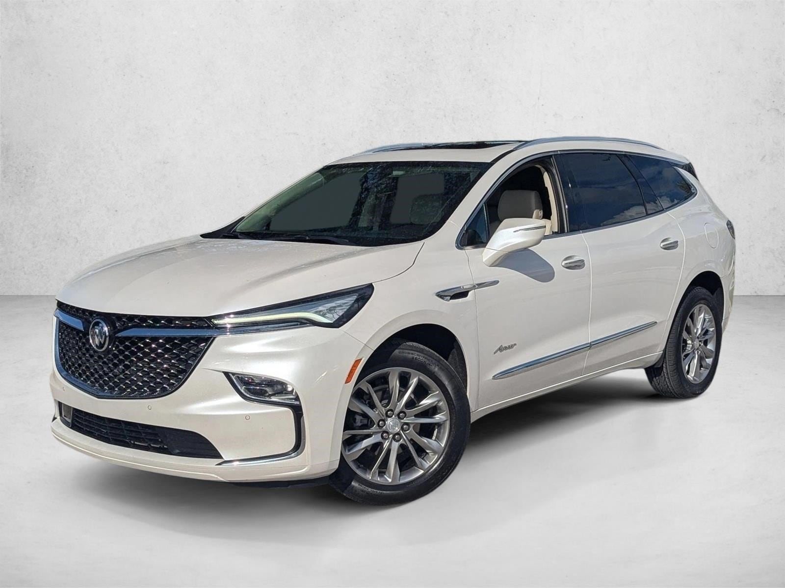 2022 Buick Enclave Avenir's photo