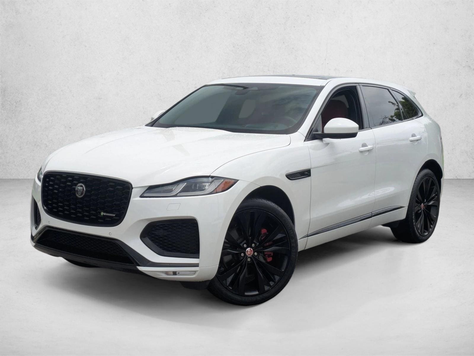 2023 Jaguar F-PACE P400 R-Dynamic S's photo