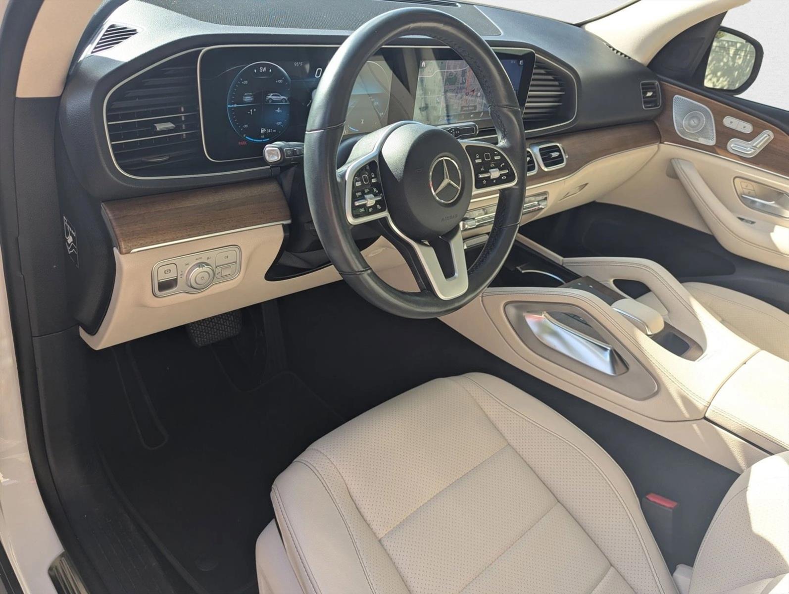 2021 Mercedes Benz GLE 350 photo 2