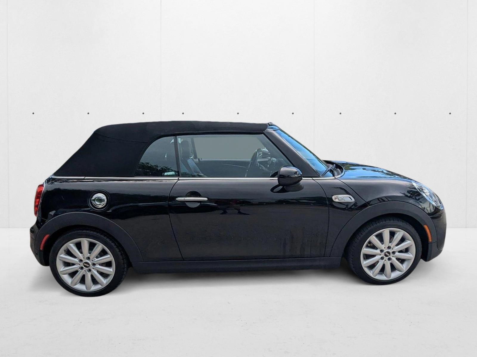 2019 Mini Cooper Convertible S photo 4