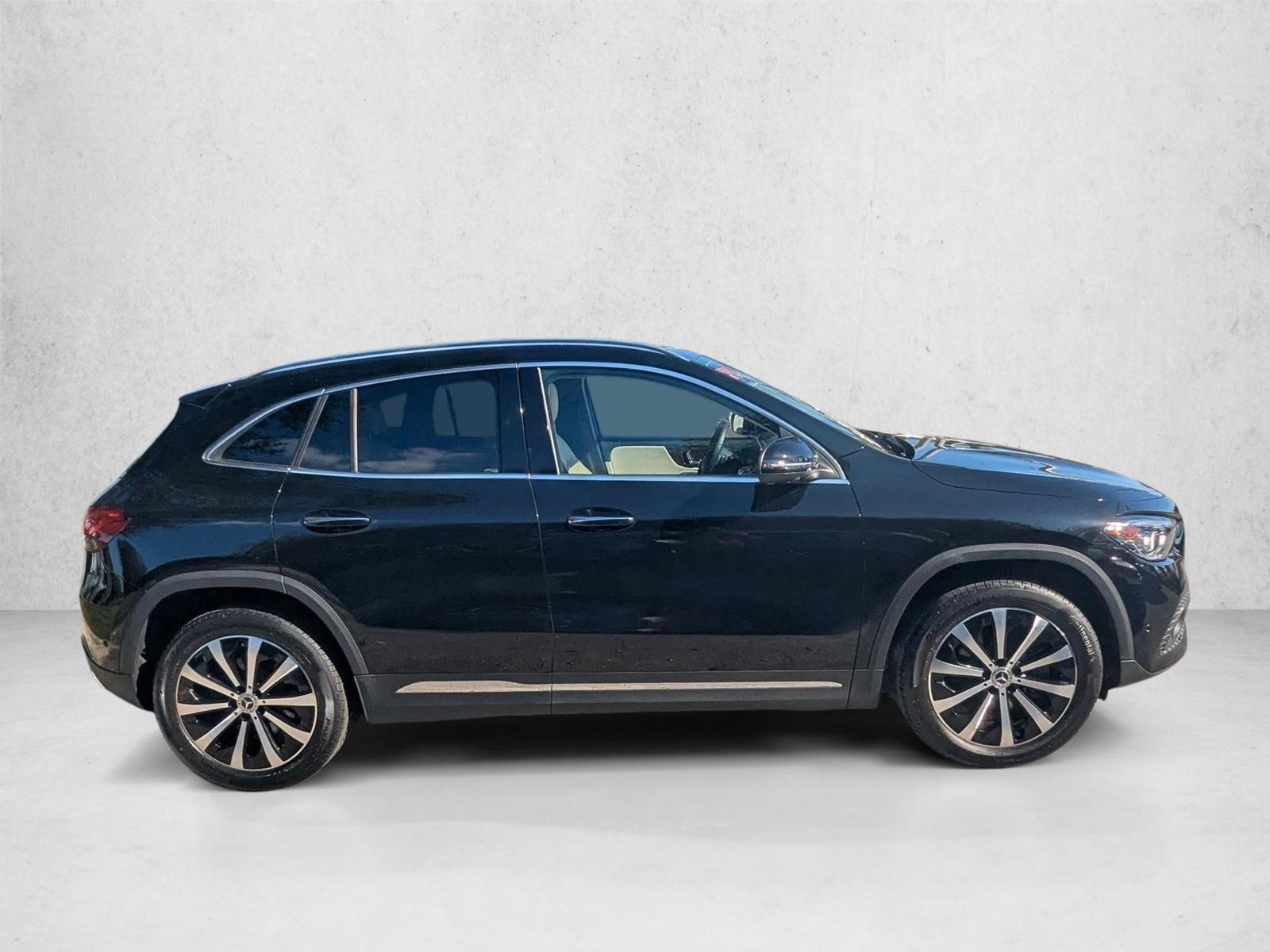 2023 Mercedes Benz GLA 250 photo 4