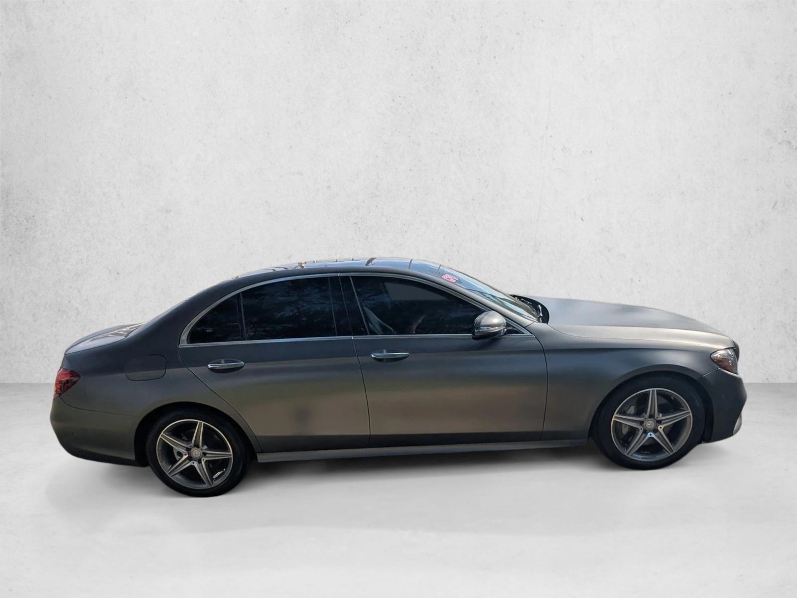 2017 Mercedes Benz E 300 Sport Sedan photo 4