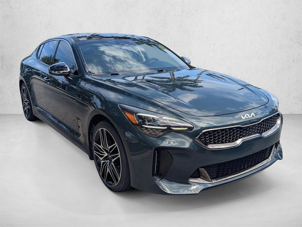 Used 2022 Kia Stinger GT1 Sedan