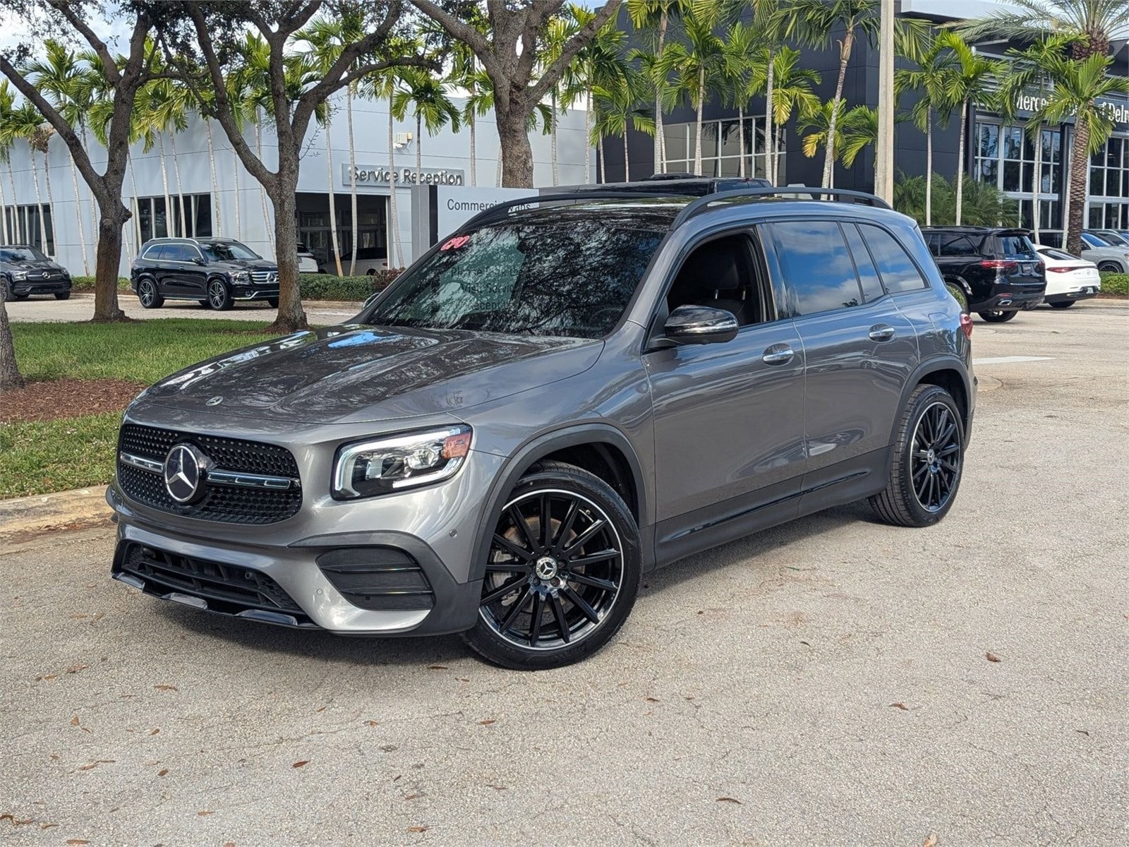 2023 Mercedes-Benz GLB Base's photo