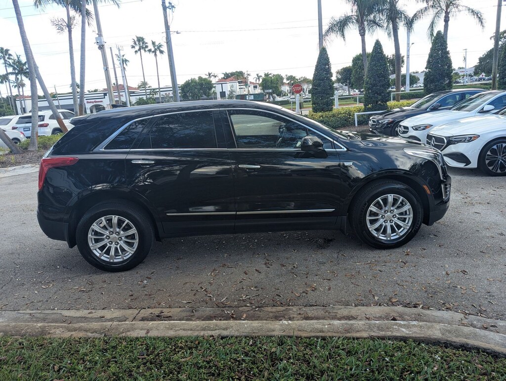 Used 2017 CADILLAC XT5 SUV