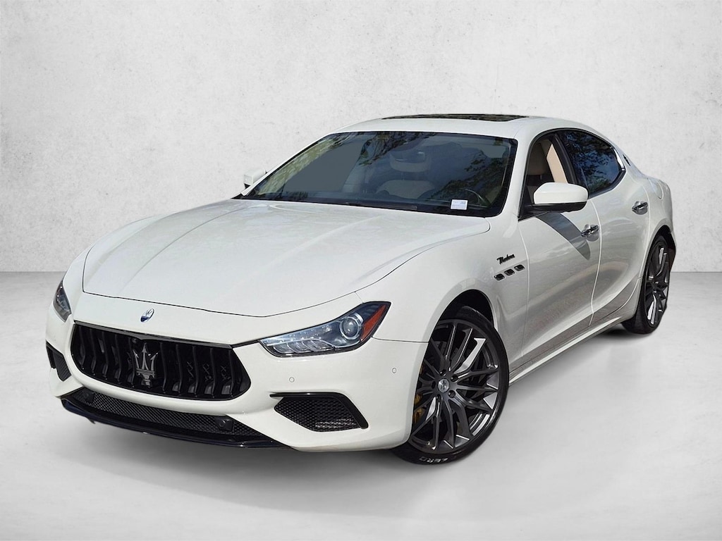 Used 2022 Maserati Ghibli Modena Sedan