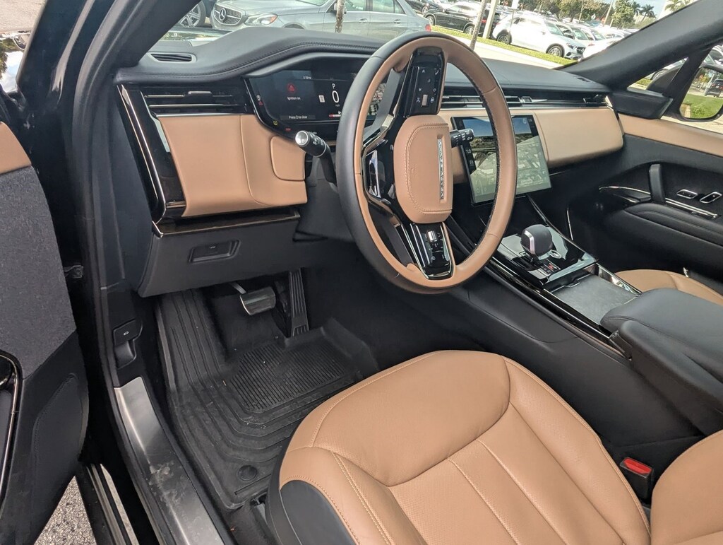 Used 2024 Land Rover Range Rover Sport Dynamic SE SUV