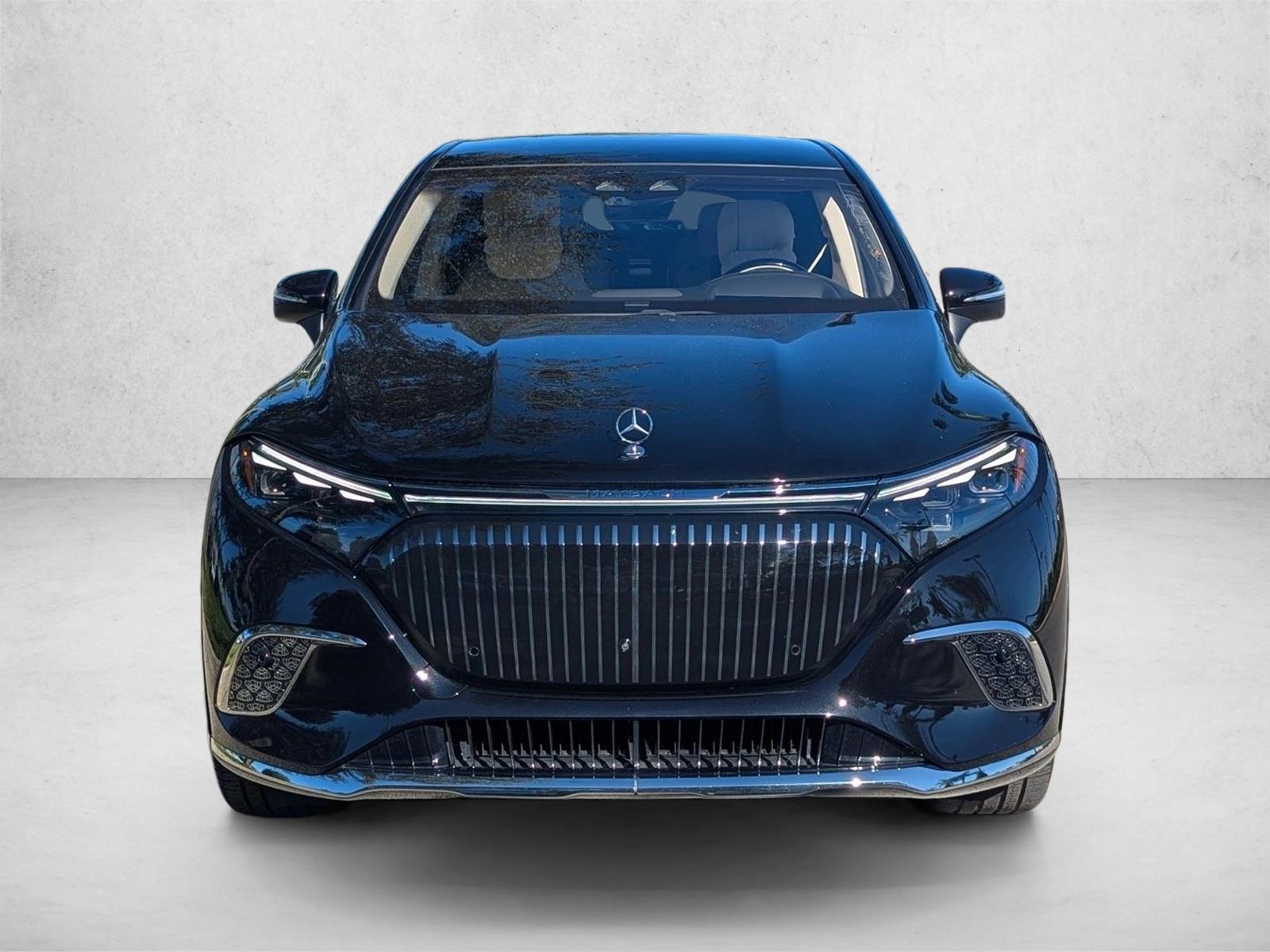 2024 Mercedes Benz EQS-Class SUV photo 2