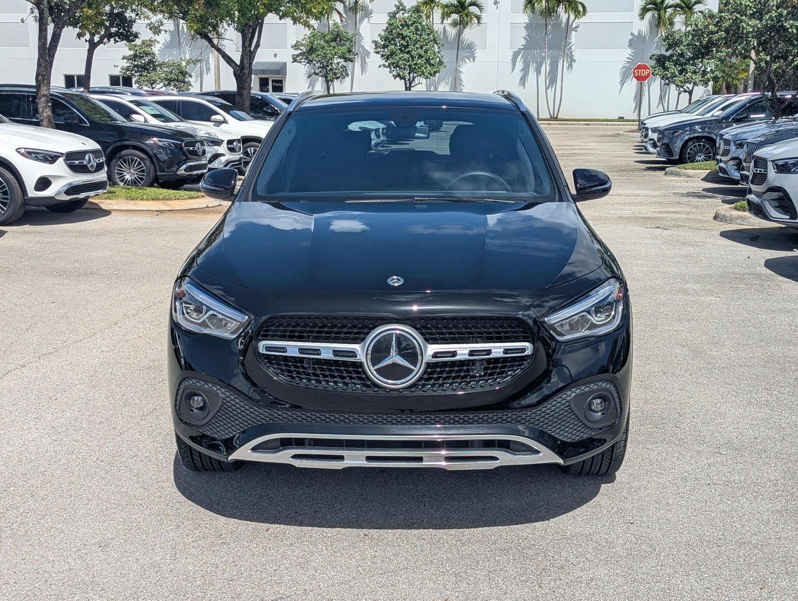 2022 Mercedes Benz GLA 250 photo 2