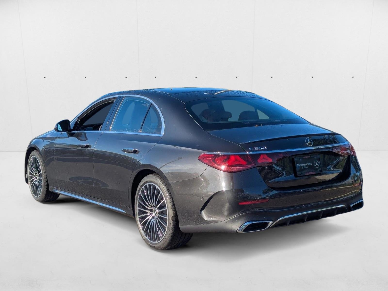 2026 Mercedes-Benz E-Class E350 - Photo 8