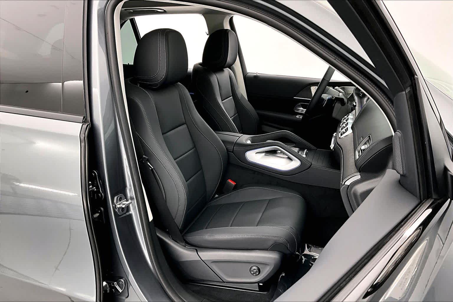 Thumbnail: 2026 Mercedes-Benz GLE - 14