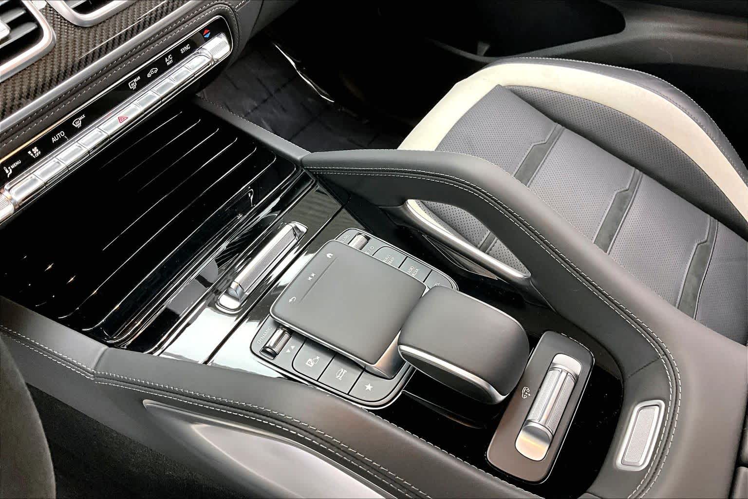 Thumbnail: 2024 Mercedes-Benz GL-Class - 17