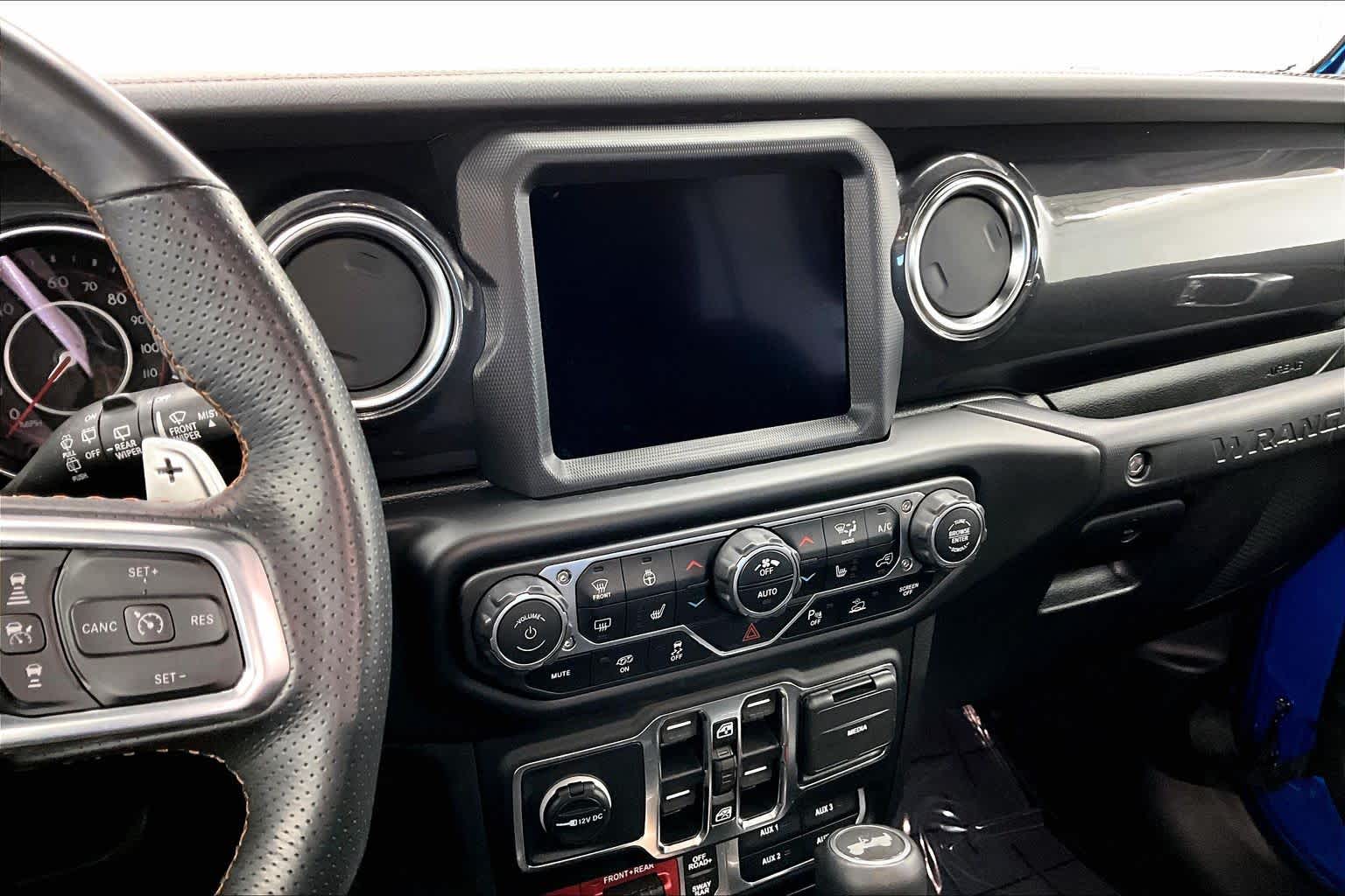 Thumbnail: 2021 Jeep Wrangler - 16