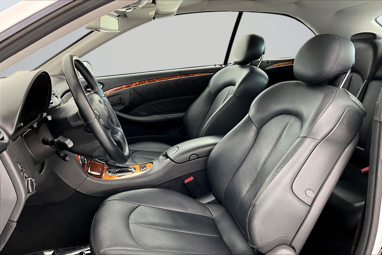 Thumbnail: 2005 Mercedes-Benz CLK - 11
