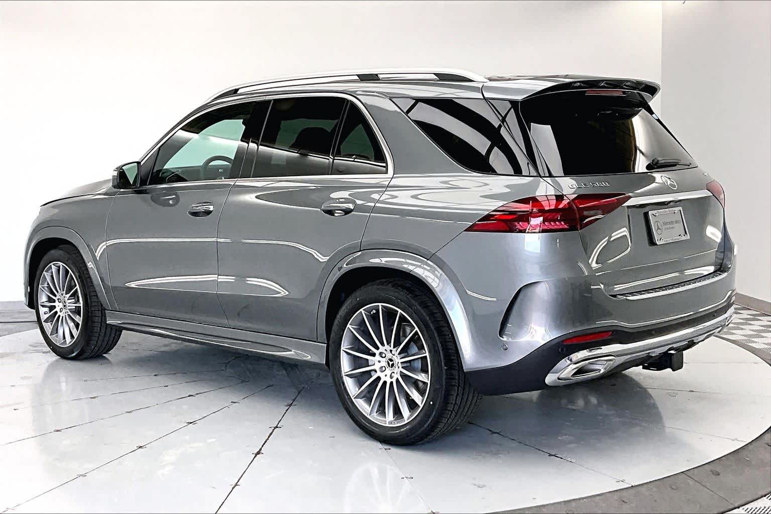 Thumbnail: 2026 Mercedes-Benz GLE - 4