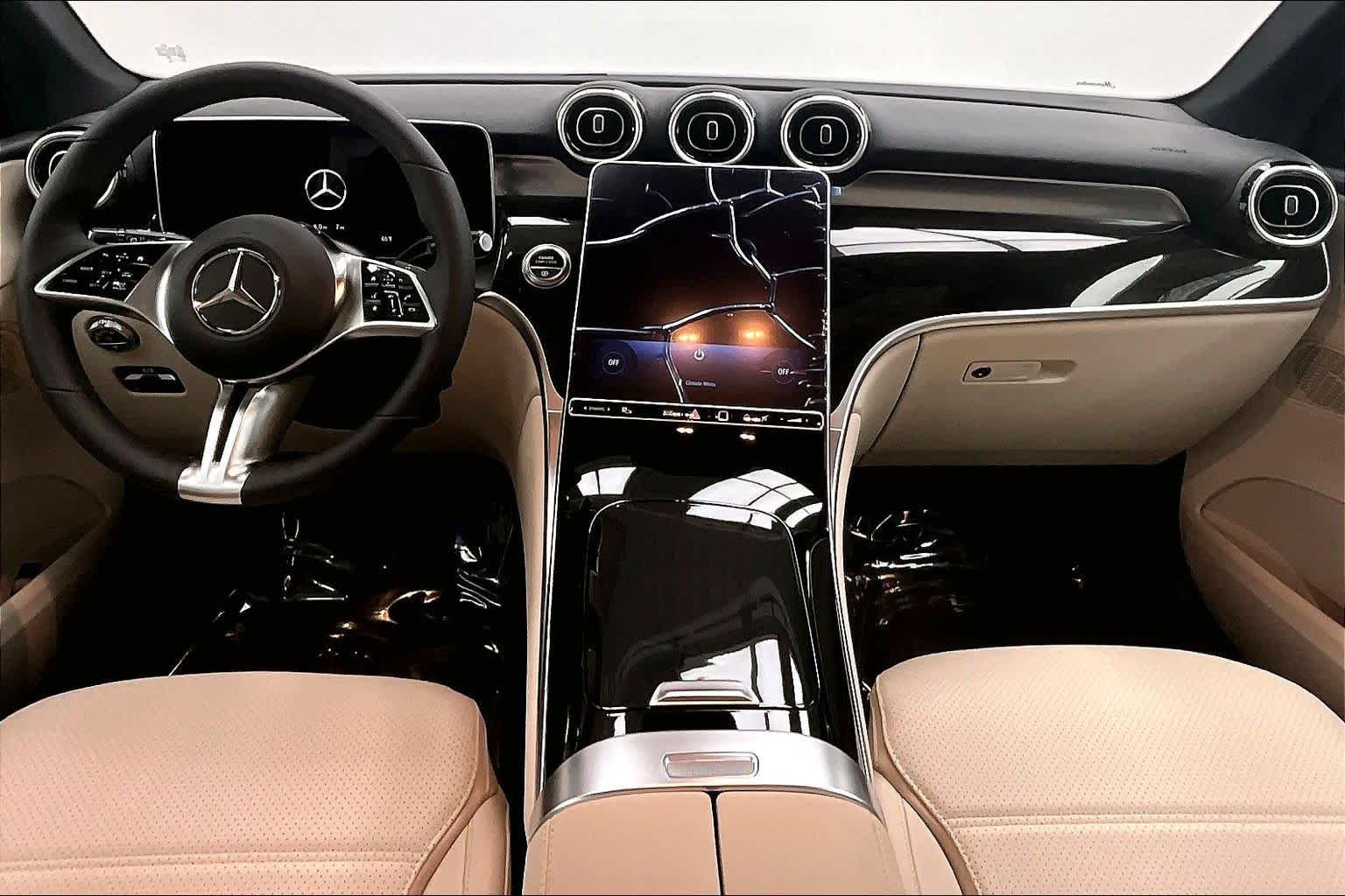 Thumbnail: 2026 Mercedes-Benz GLC - 10