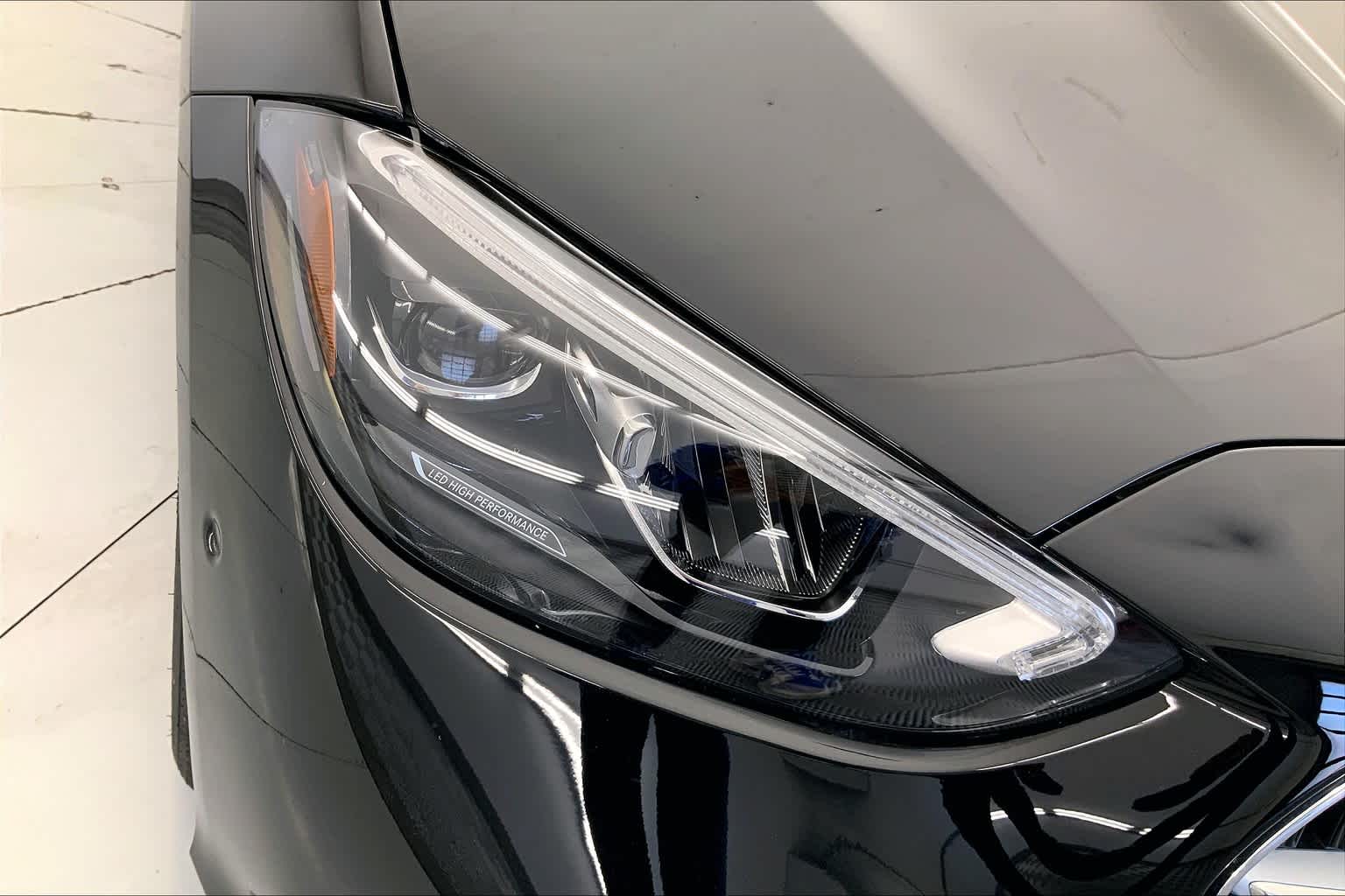 Thumbnail: 2025 Mercedes-Benz C-Class - 21