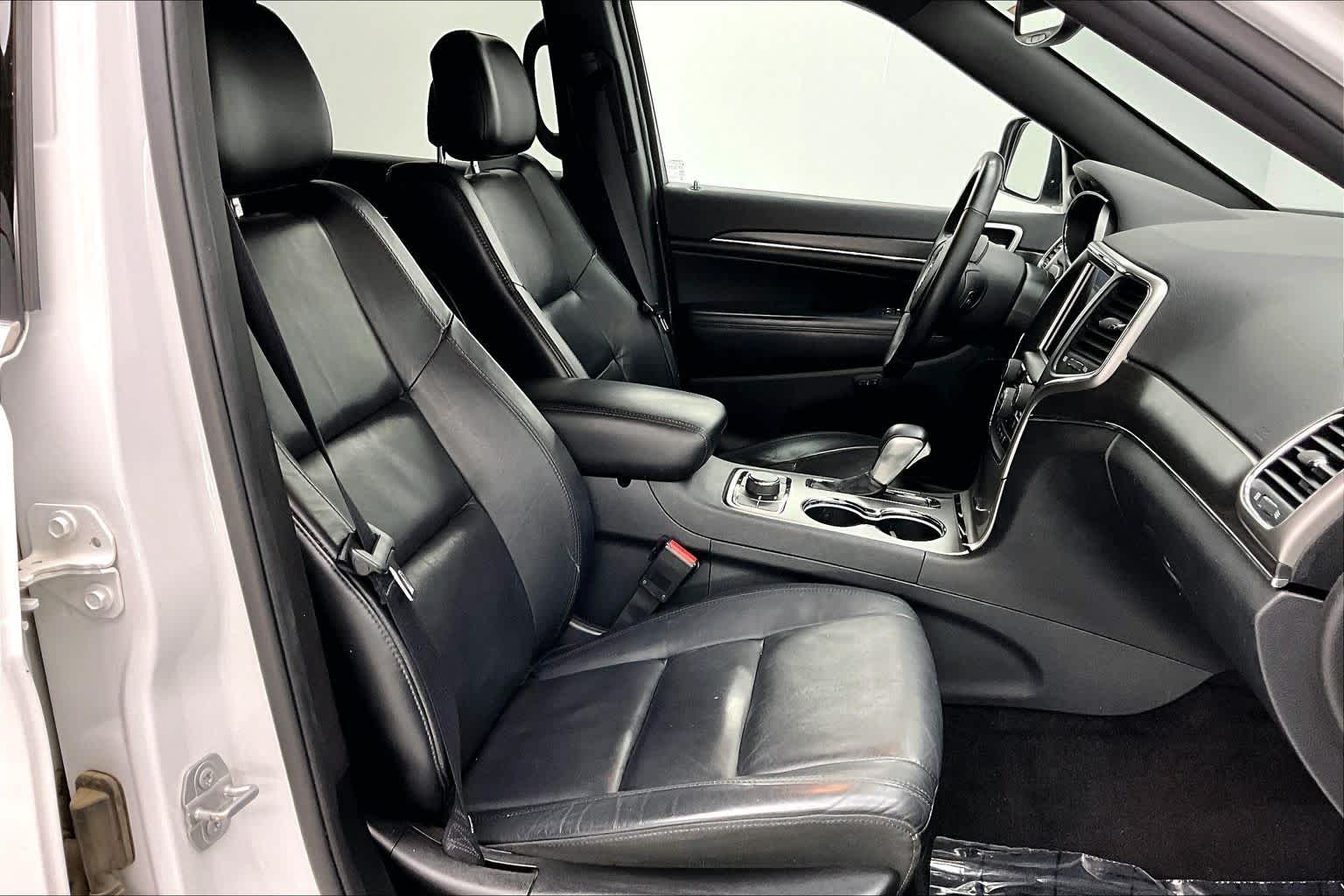 Thumbnail: 2018 Jeep Grand Cherokee - 14