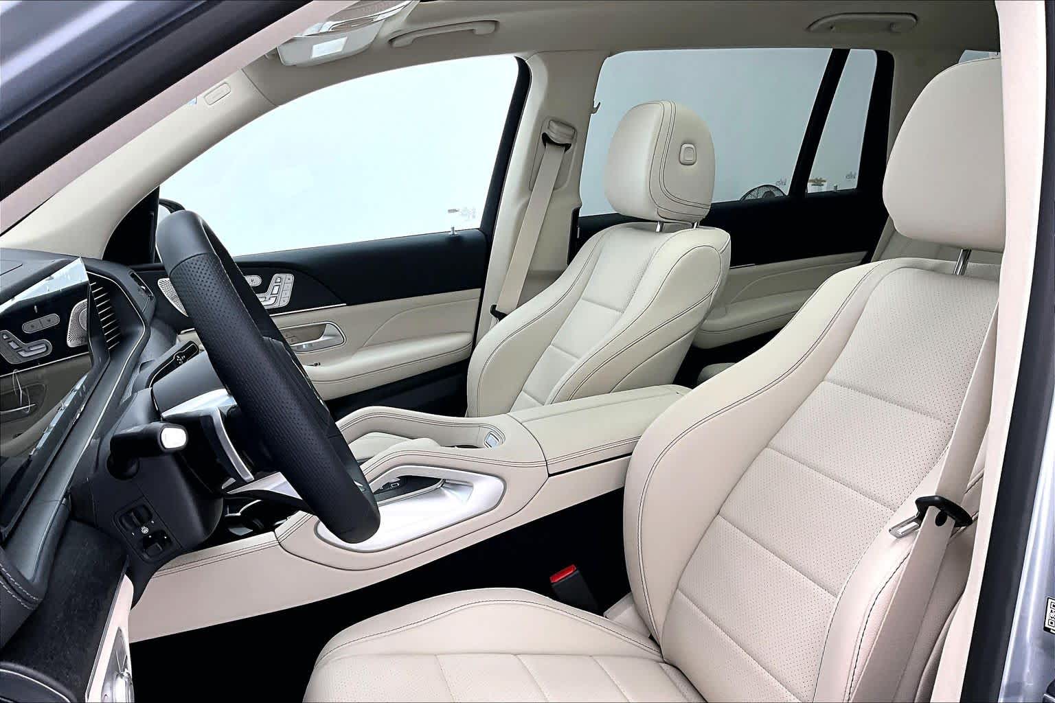 Thumbnail: 2026 Mercedes-Benz GLS - 11