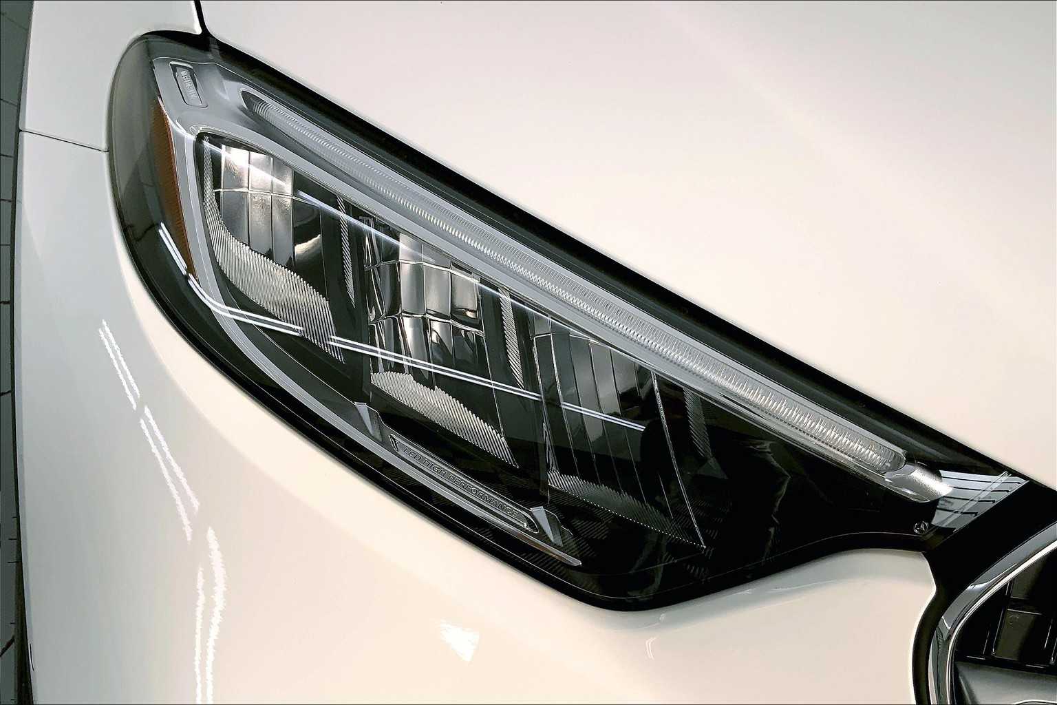 Thumbnail: 2026 Mercedes-Benz GLC - 21