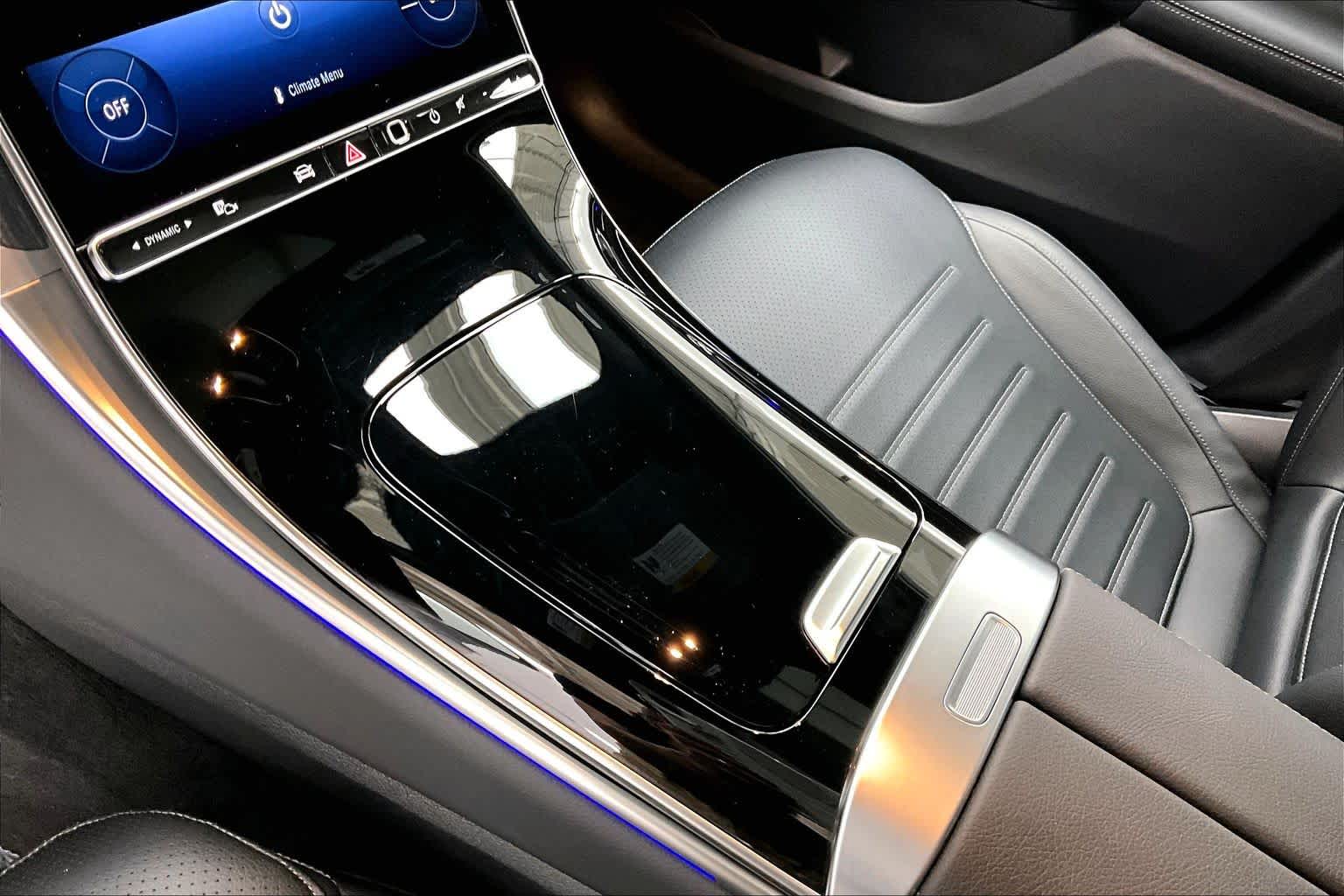 Thumbnail: 2025 Mercedes-Benz GLC - 17