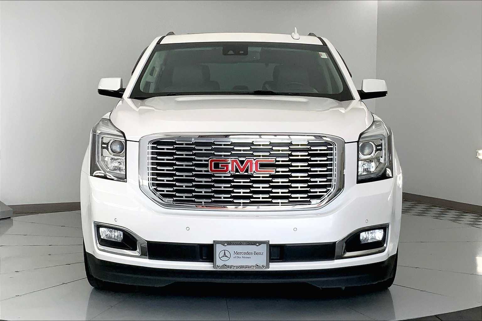 2018 GMC Yukon Denali 6