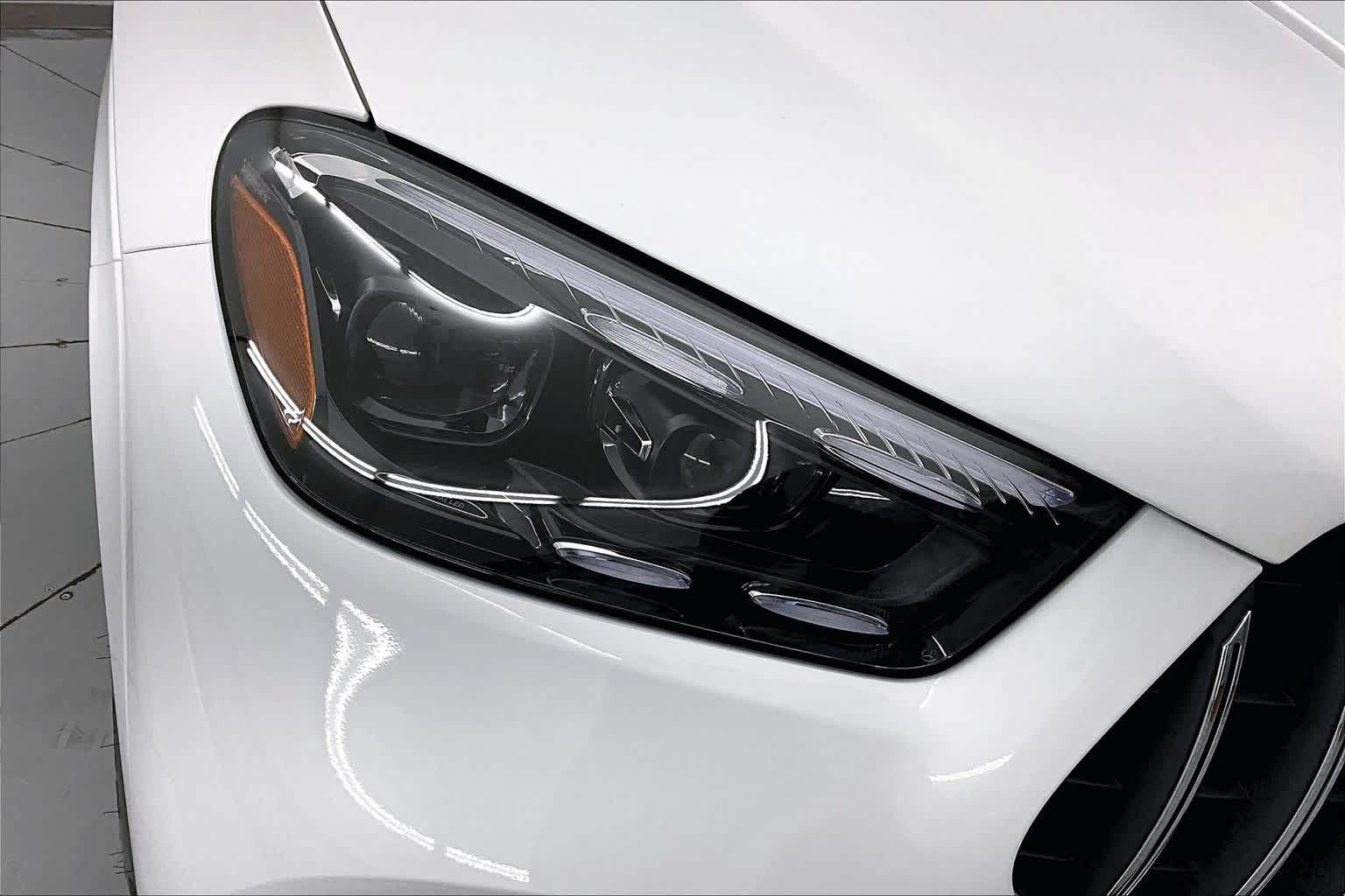 Thumbnail: 2026 Mercedes-Benz GL-Class - 21