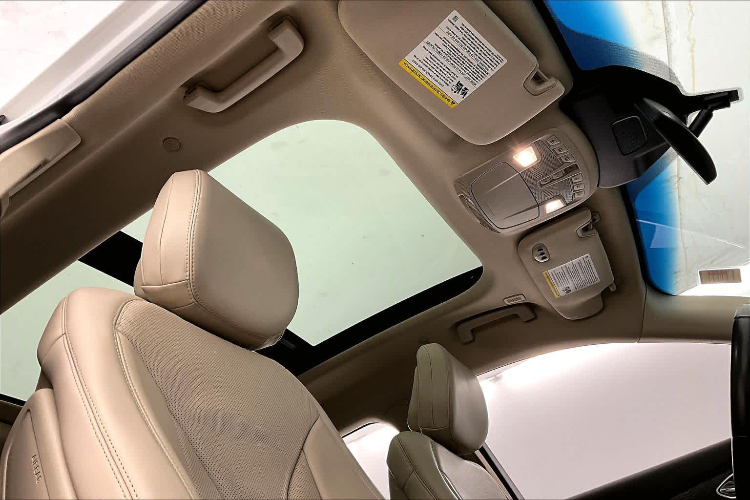 Thumbnail: 2020 Lincoln Nautilus - 22