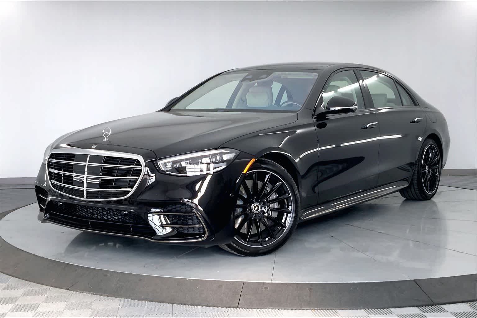 2025 Mercedes-Benz B-Class  -
                  Urbandale, IA