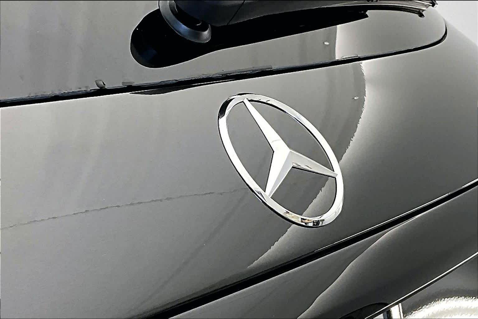 Thumbnail: 2026 Mercedes-Benz GLC - 22