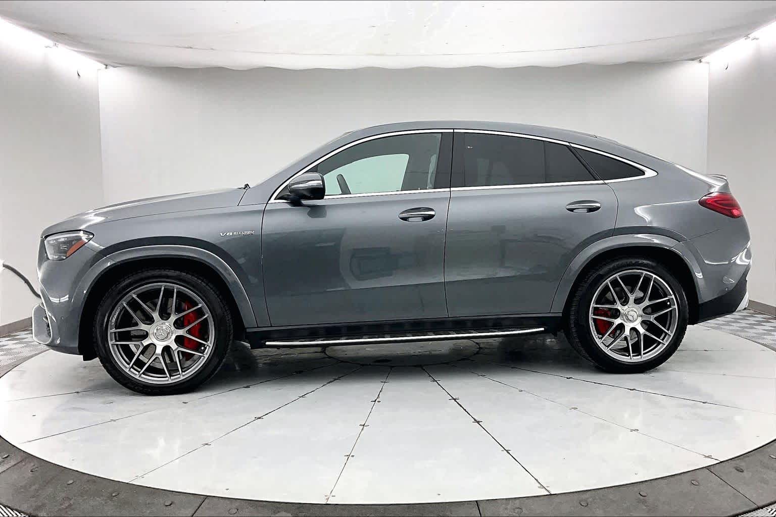 Thumbnail: 2024 Mercedes-Benz GL-Class - 3