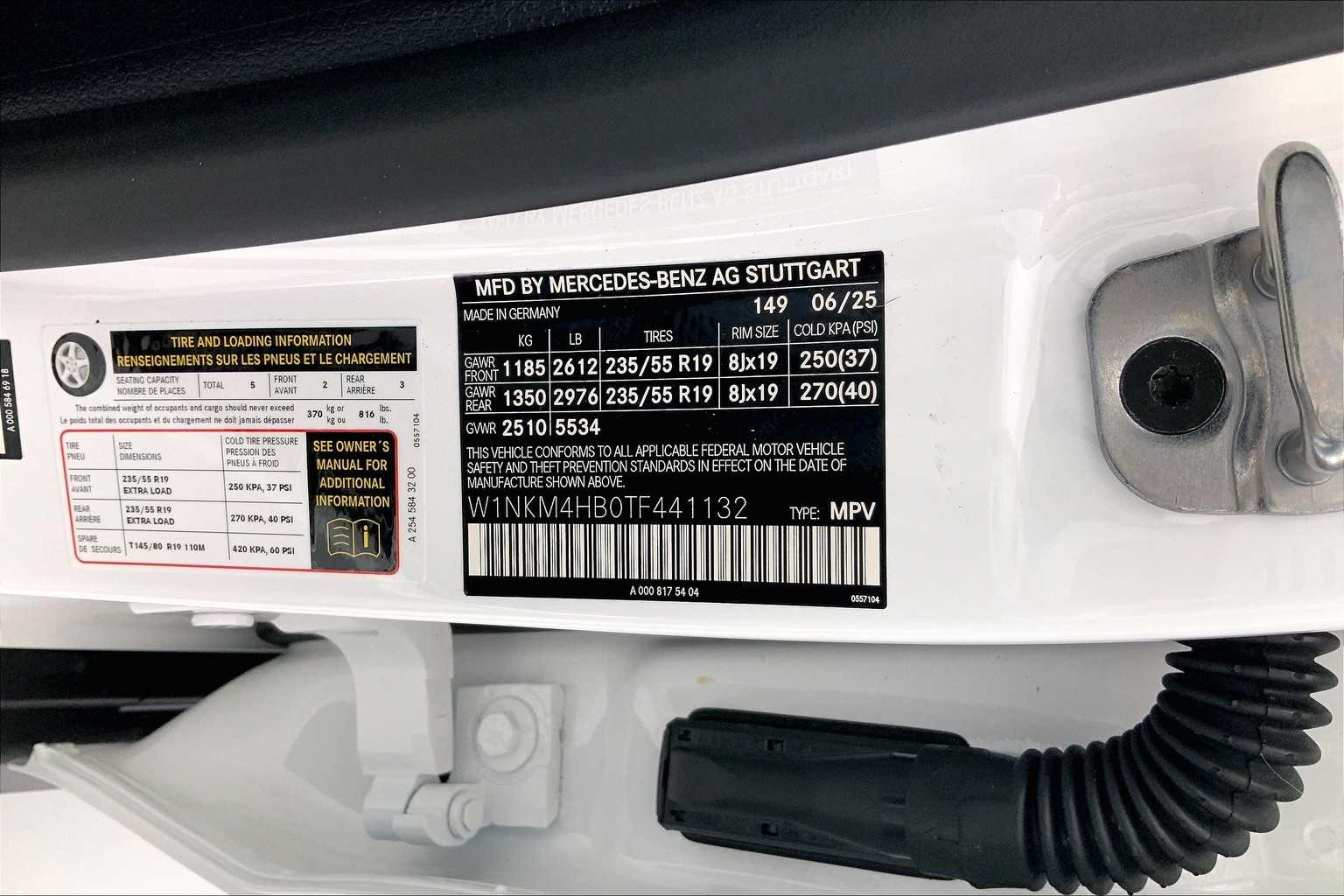 Thumbnail: 2026 Mercedes-Benz GLC - 25