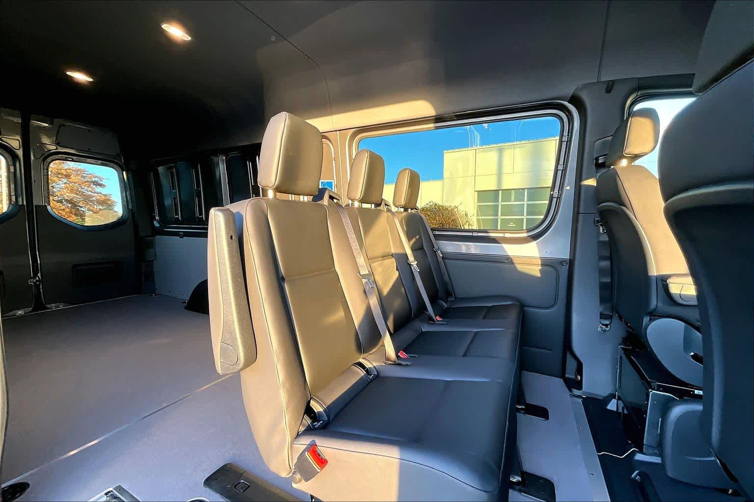 Thumbnail: 2026 Mercedes-Benz Sprinter - 12