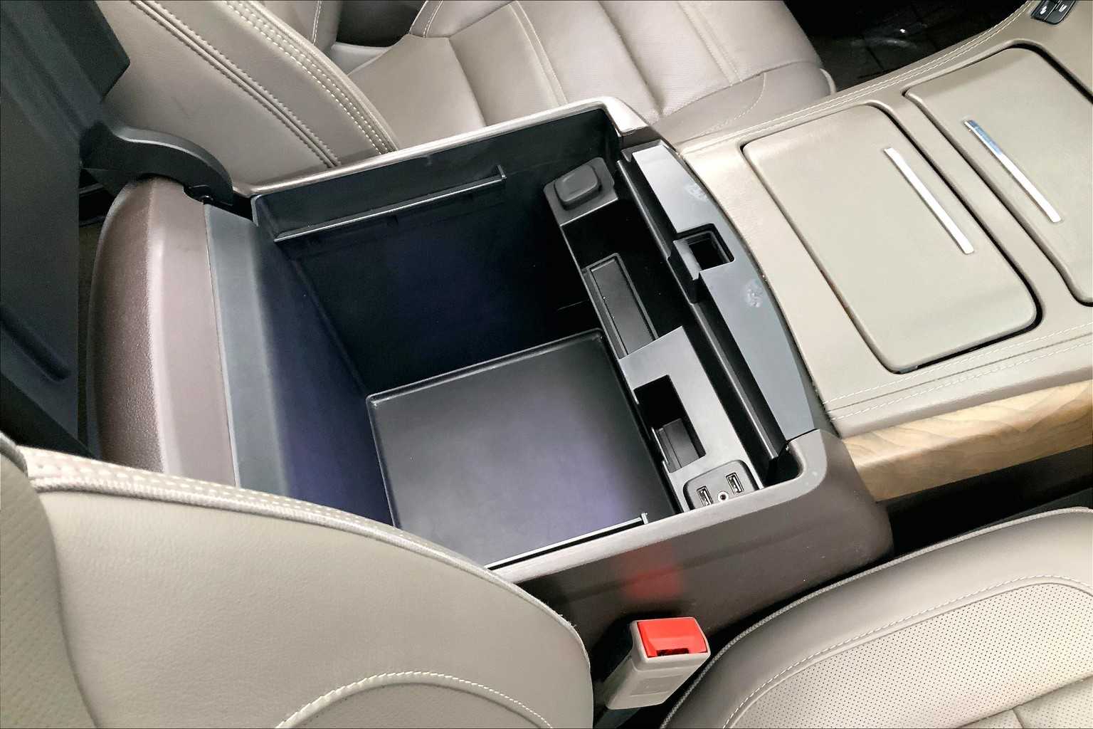 2018 GMC Yukon Denali 28