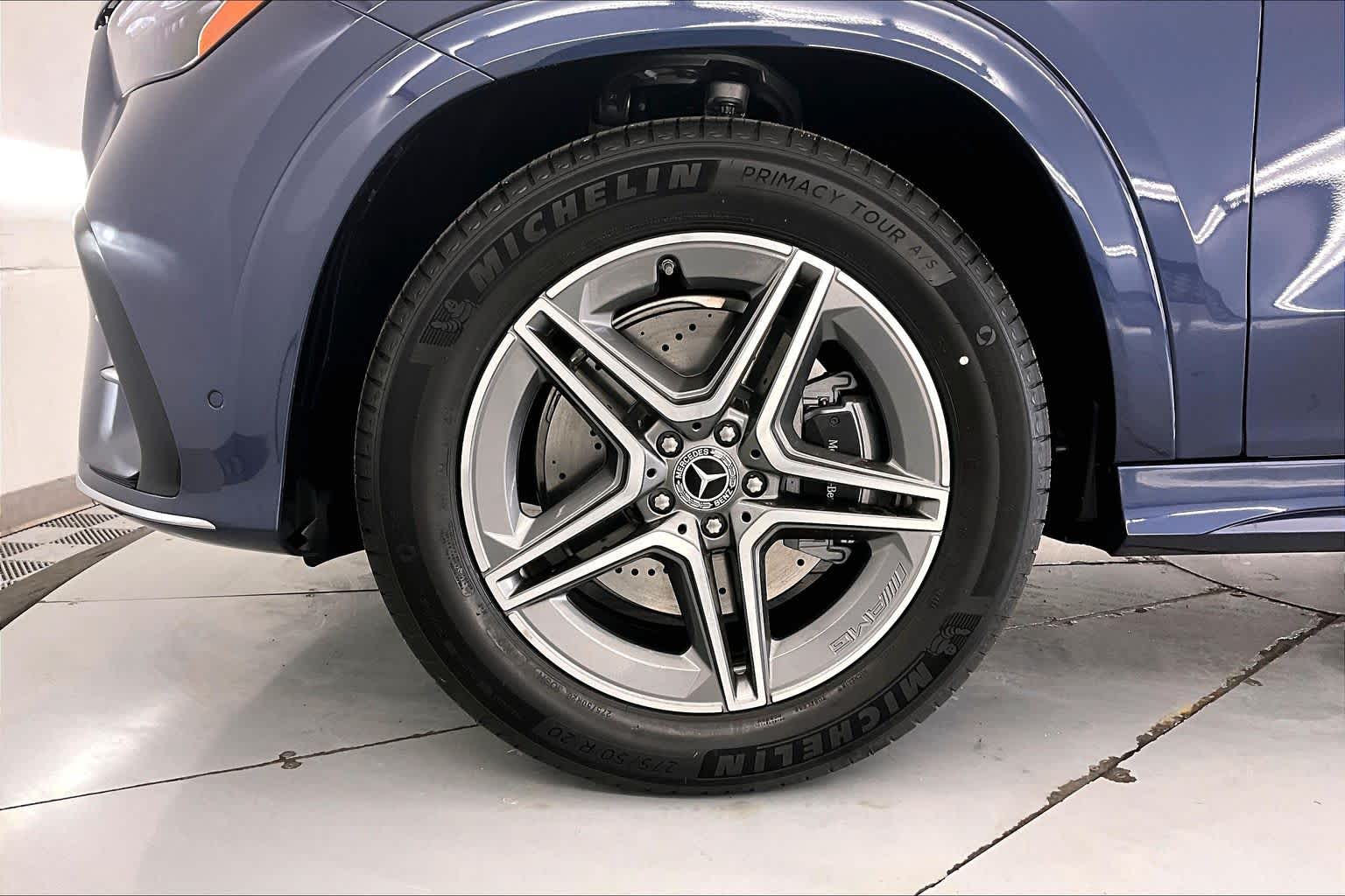 Thumbnail: 2026 Mercedes-Benz GLE - 8