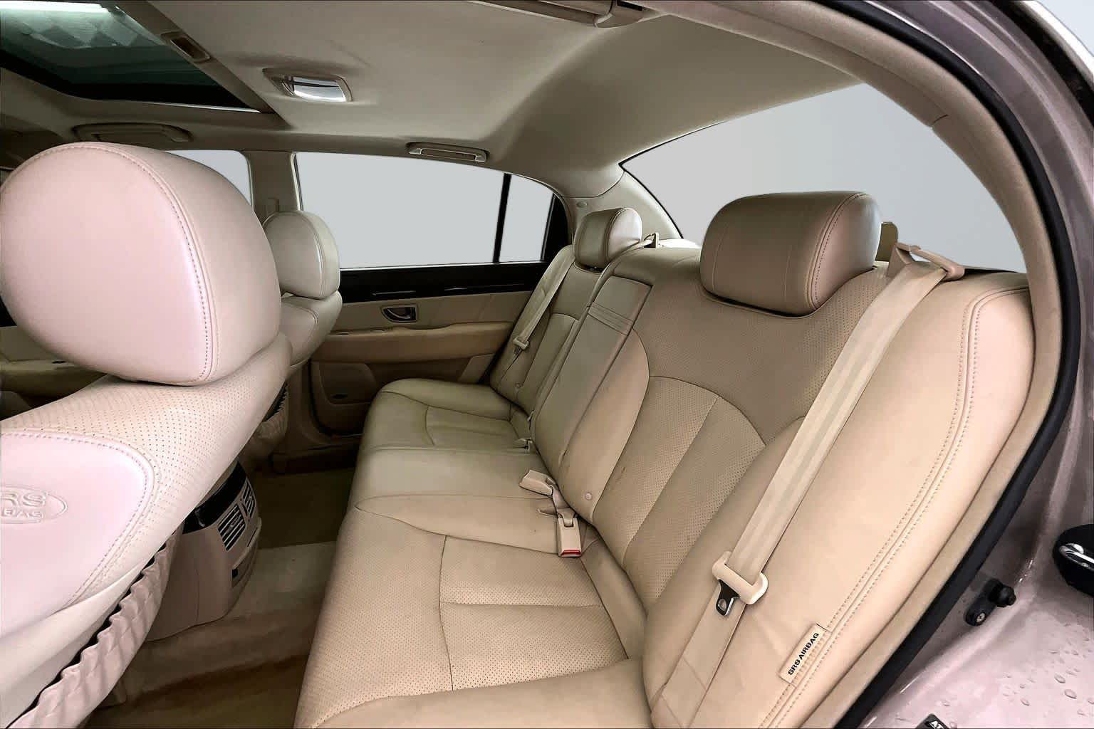 Thumbnail: 2008 Kia Amanti - 13
