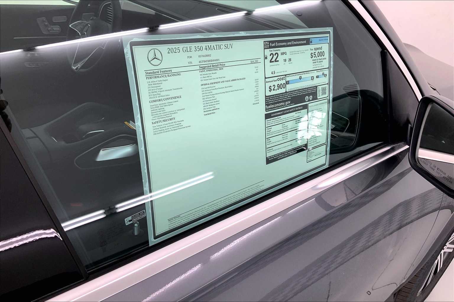 Thumbnail: 2025 Mercedes-Benz GLE - 25