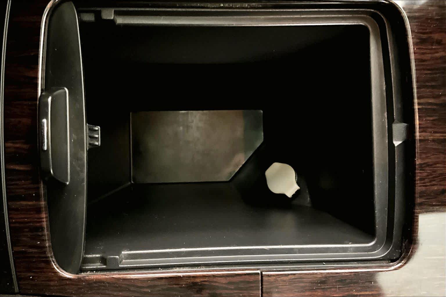 Thumbnail: 2017 Chevrolet Traverse - 27