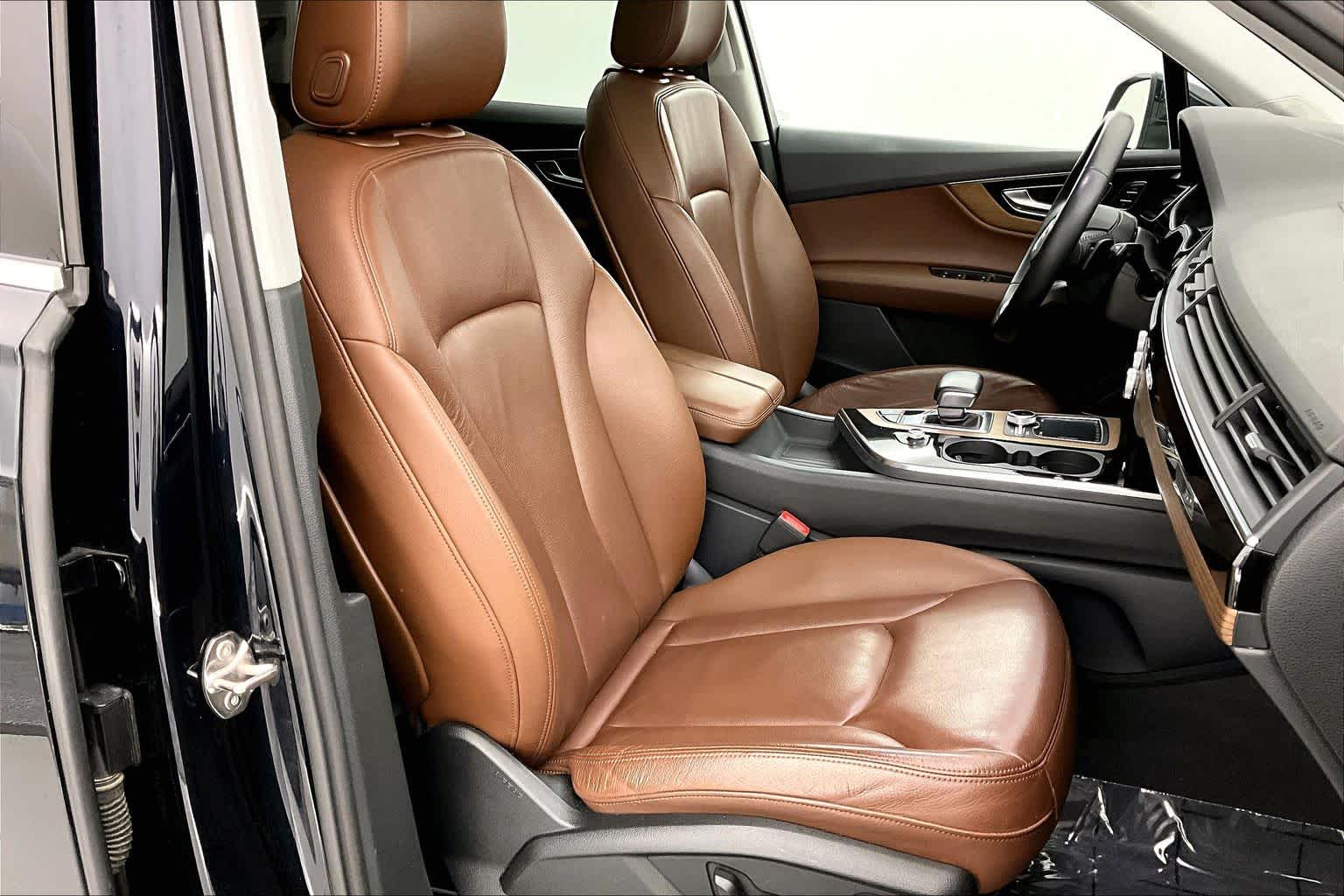 Thumbnail: 2017 Audi Q7 - 14