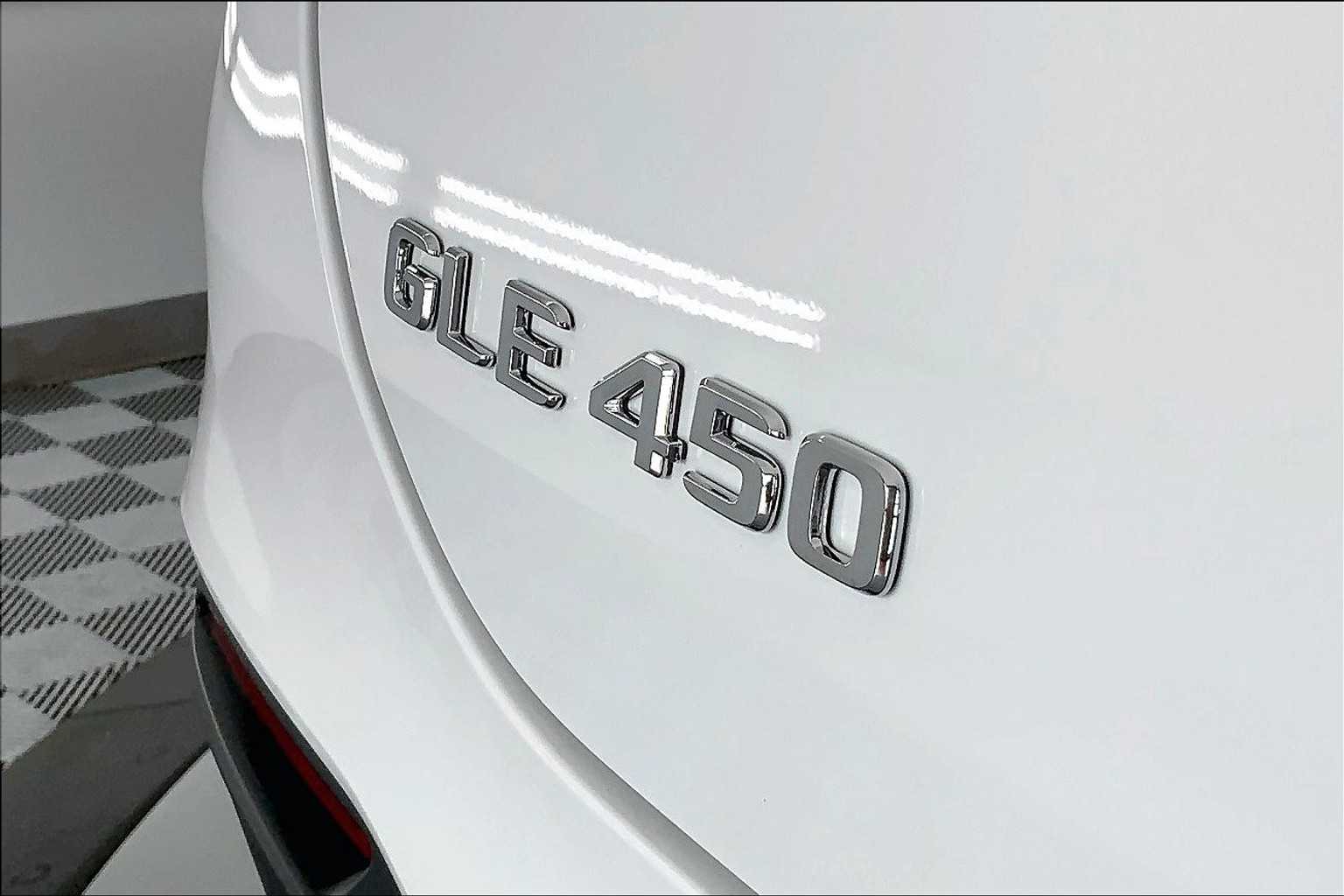 Thumbnail: 2025 Mercedes-Benz GLE - 7