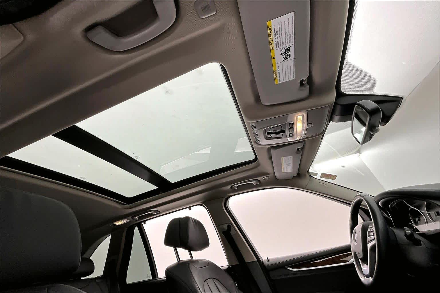 Thumbnail: 2015 BMW X5 - 22