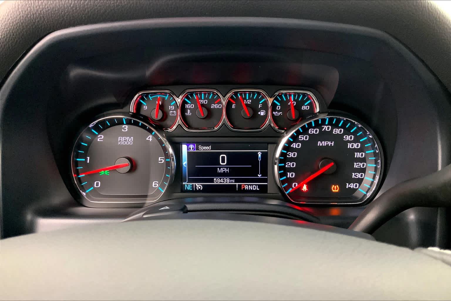 Thumbnail: 2018 Chevrolet Silverado 1500 - 18