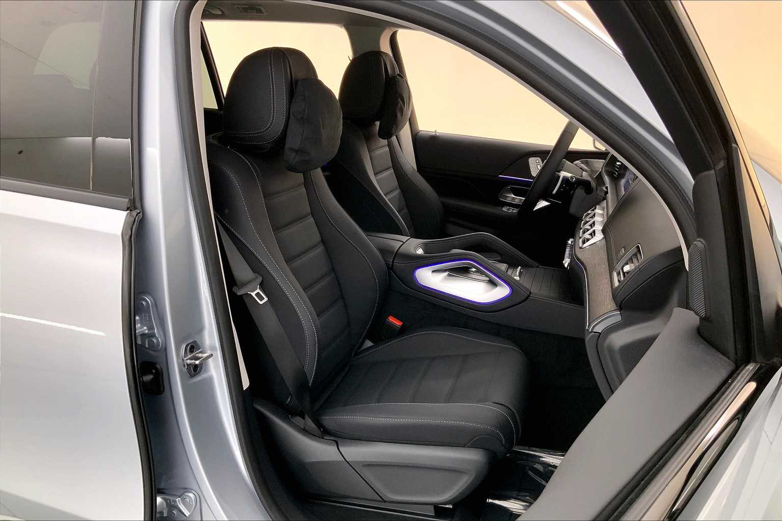 Thumbnail: 2026 Mercedes-Benz GLS - 14