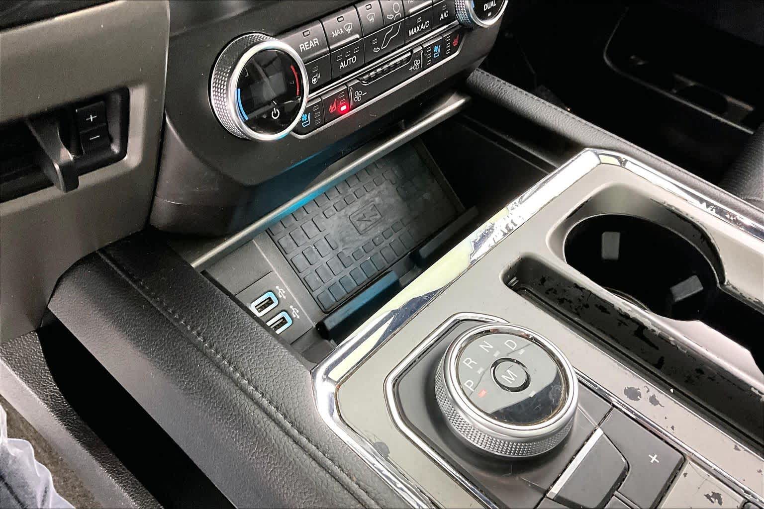 Thumbnail: 2019 Ford Expedition - 27